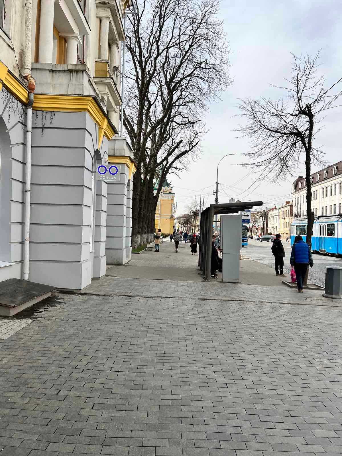 ПЛОЩА - 160 м², ЦІНА - 2 416 $
, Ленінський