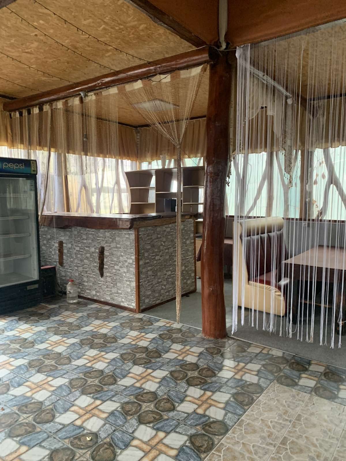 ПЛОЩА - 390 м², ЦІНА - 710 $
, Ленінський