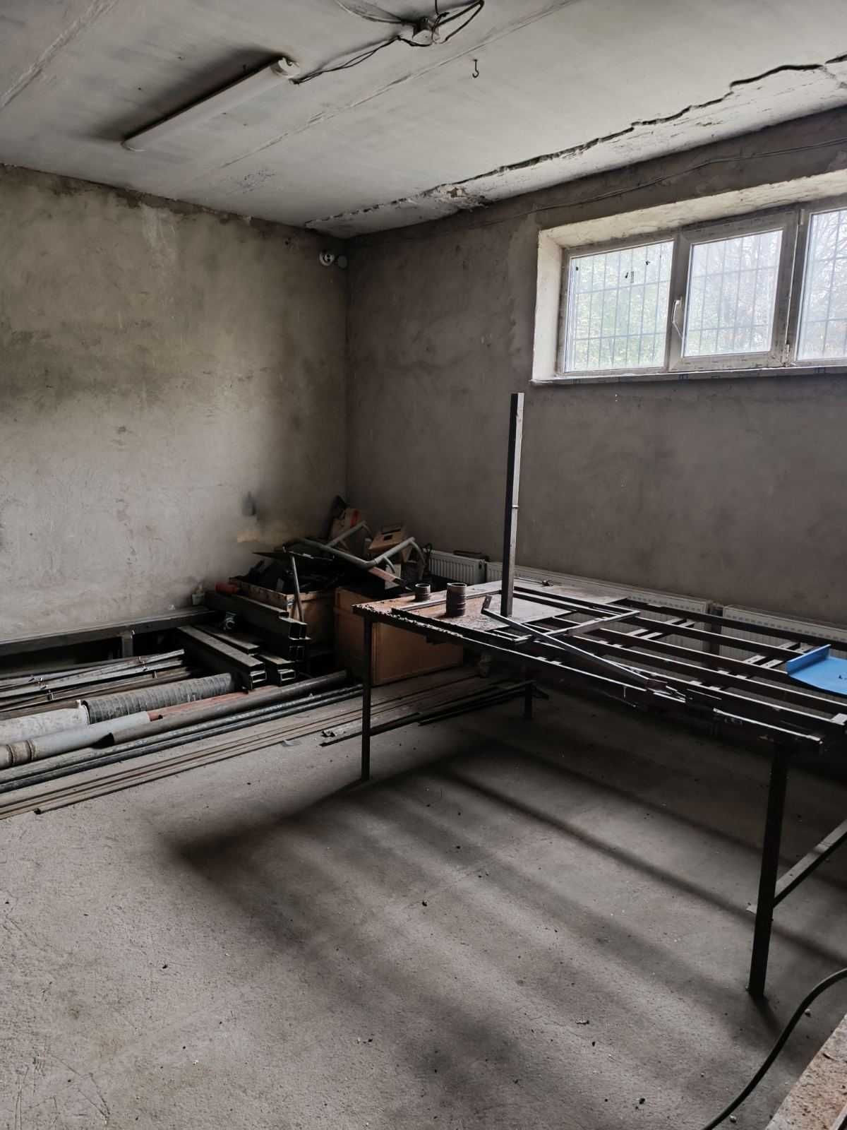 Обʼєкт нерухомості: ПЛОЩА - 1000 м², ЦІНА - 2 408 $
, Замостянський — HUBTRUST, Вінниця