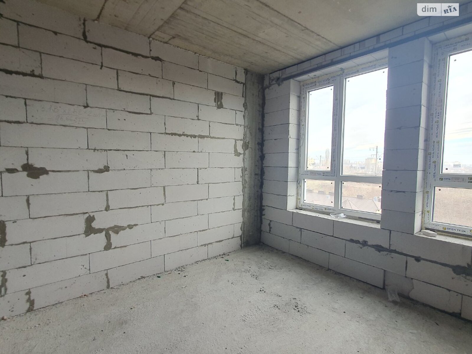 2 КІМ. КВАРТИРА, ПЛОЩА - 73.15 м², ЦІНА - 63 700 $
, вул. Привокзальна