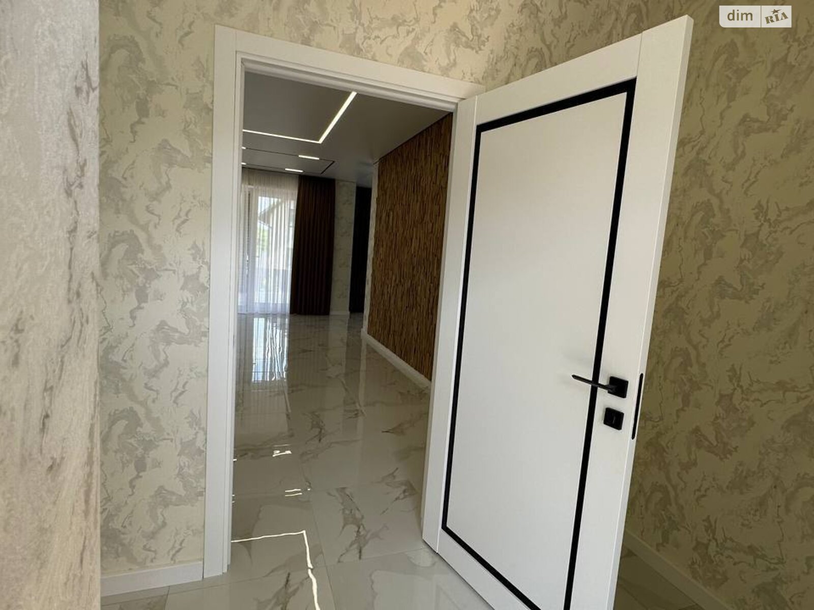 Обʼєкт нерухомості: 4 КІМ. БУДИНОК, ПЛОЩА - 150 м², ЦІНА - 175 000 $
 — HUBTRUST, Вінниця