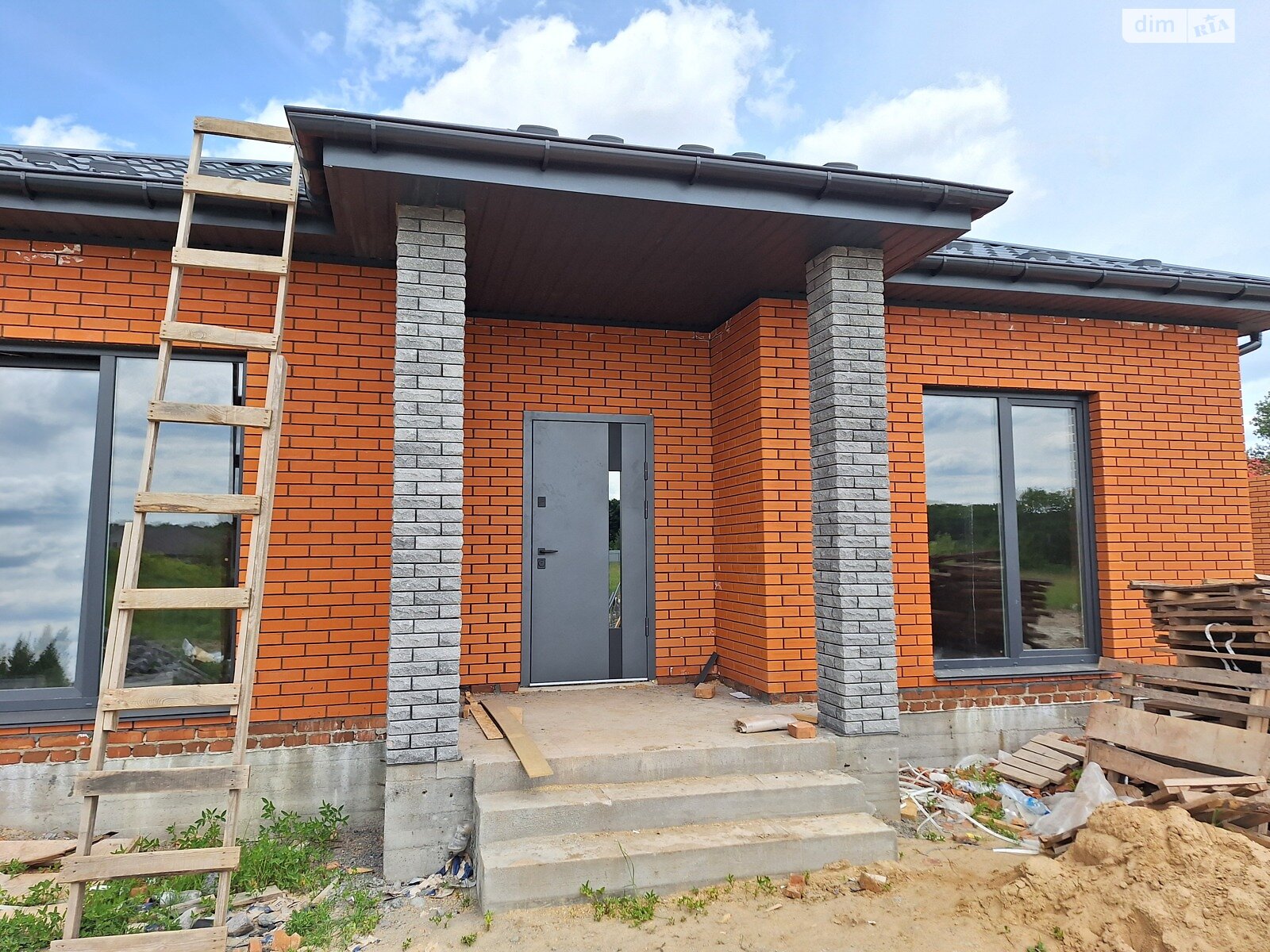 Обʼєкт нерухомості: 3 КІМ. БУДИНОК, ПЛОЩА - 97 м², ЦІНА - 82 000 $
, вул. Квітки Цісик — HUBTRUST, Вінниця