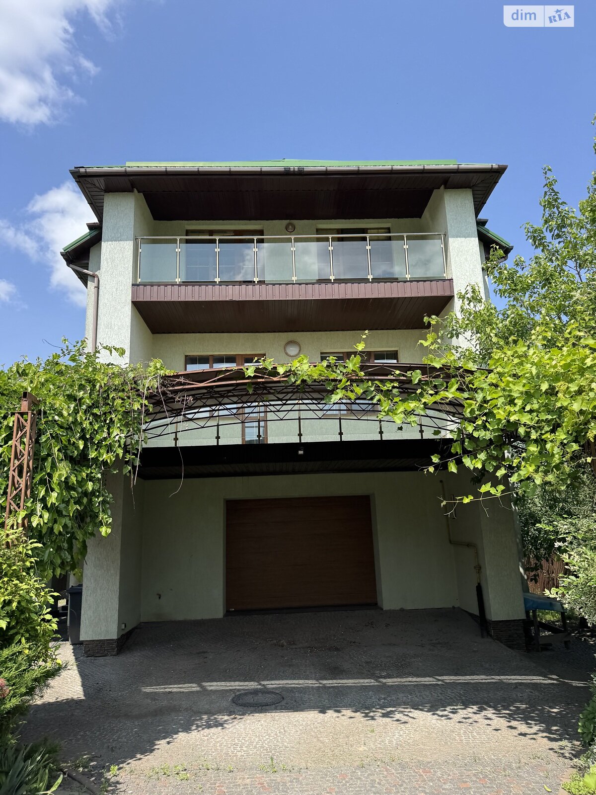 Обʼєкт нерухомості: 5 КІМ. БУДИНОК, ПЛОЩА - 290 м², ЦІНА - 160 000 $
, 2-й пров. Маріупольський(Московський) — HUBTRUST, Вінниця