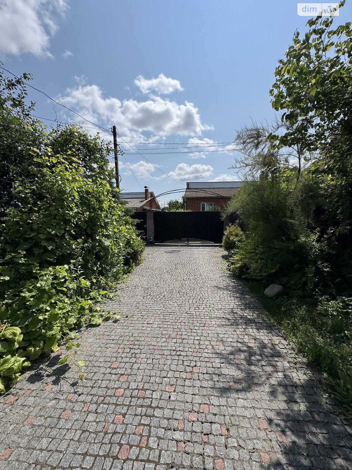 Обʼєкт нерухомості: 5 КІМ. БУДИНОК, ПЛОЩА - 290 м², ЦІНА - 160 000 $
, 2-й пров. Маріупольський(Московський) — HUBTRUST, Вінниця