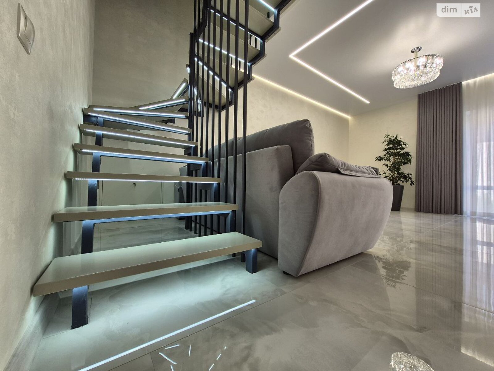 Обʼєкт нерухомості: 3 КІМ. ТАУНХАУС, ПЛОЩА - 103 м², ЦІНА - 125 000 $
 — HUBTRUST, Вінниця
