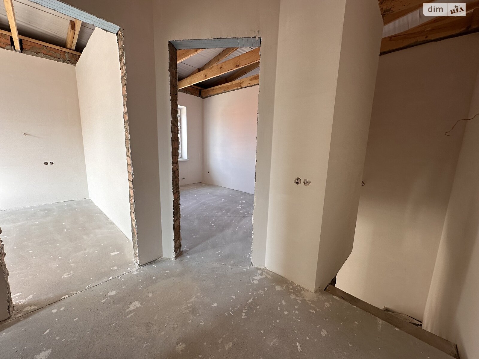 Обʼєкт нерухомості: 2 КІМ. ТАУНХАУС, ПЛОЩА - 70 м², ЦІНА - 58 000 $
, вул. Дружби — HUBTRUST, Вінниця