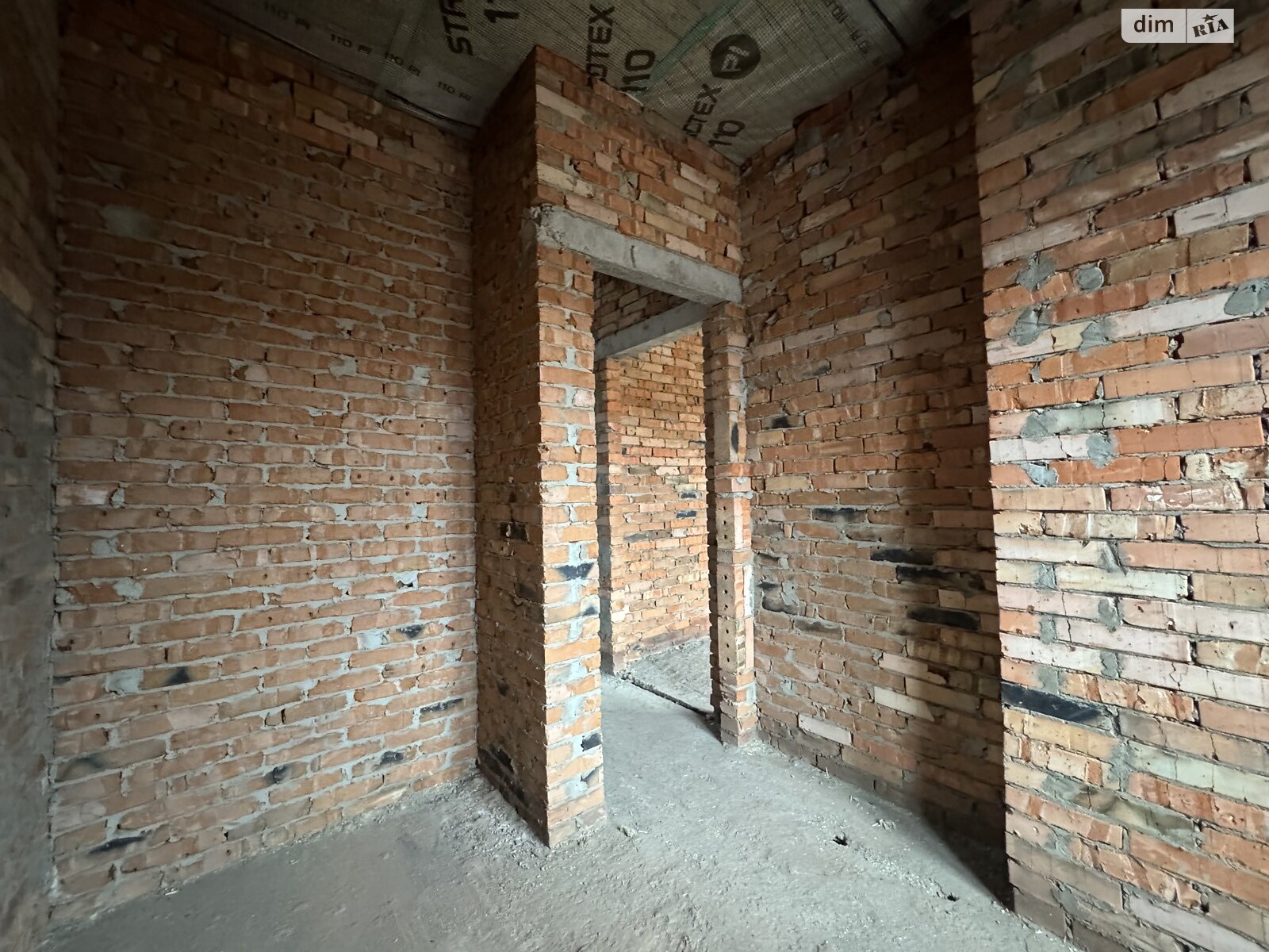 Обʼєкт нерухомості: 2 КІМ. ТАУНХАУС, ПЛОЩА - 76 м², ЦІНА - 62 000 $
 — HUBTRUST, Вінниця