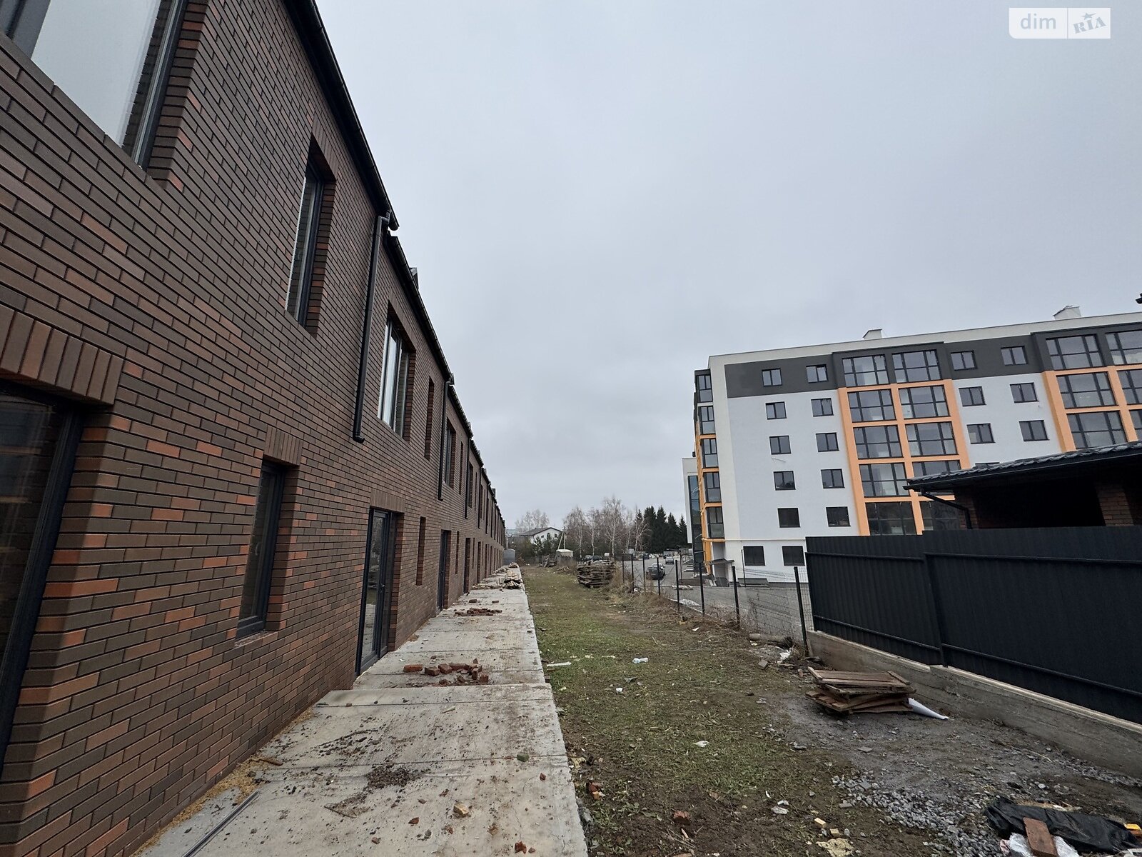 Обʼєкт нерухомості: 2 КІМ. ТАУНХАУС, ПЛОЩА - 76 м², ЦІНА - 62 000 $
 — HUBTRUST, Вінниця