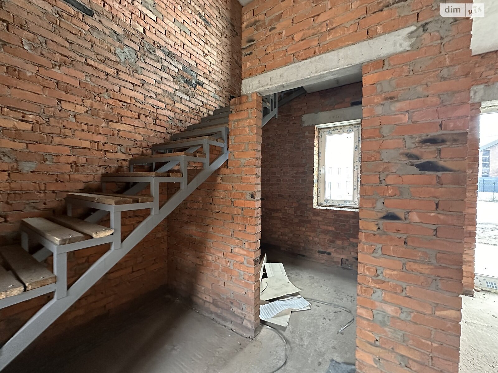 Обʼєкт нерухомості: 2 КІМ. ТАУНХАУС, ПЛОЩА - 76 м², ЦІНА - 62 000 $
, вул. Райдужна — HUBTRUST, Вінниця