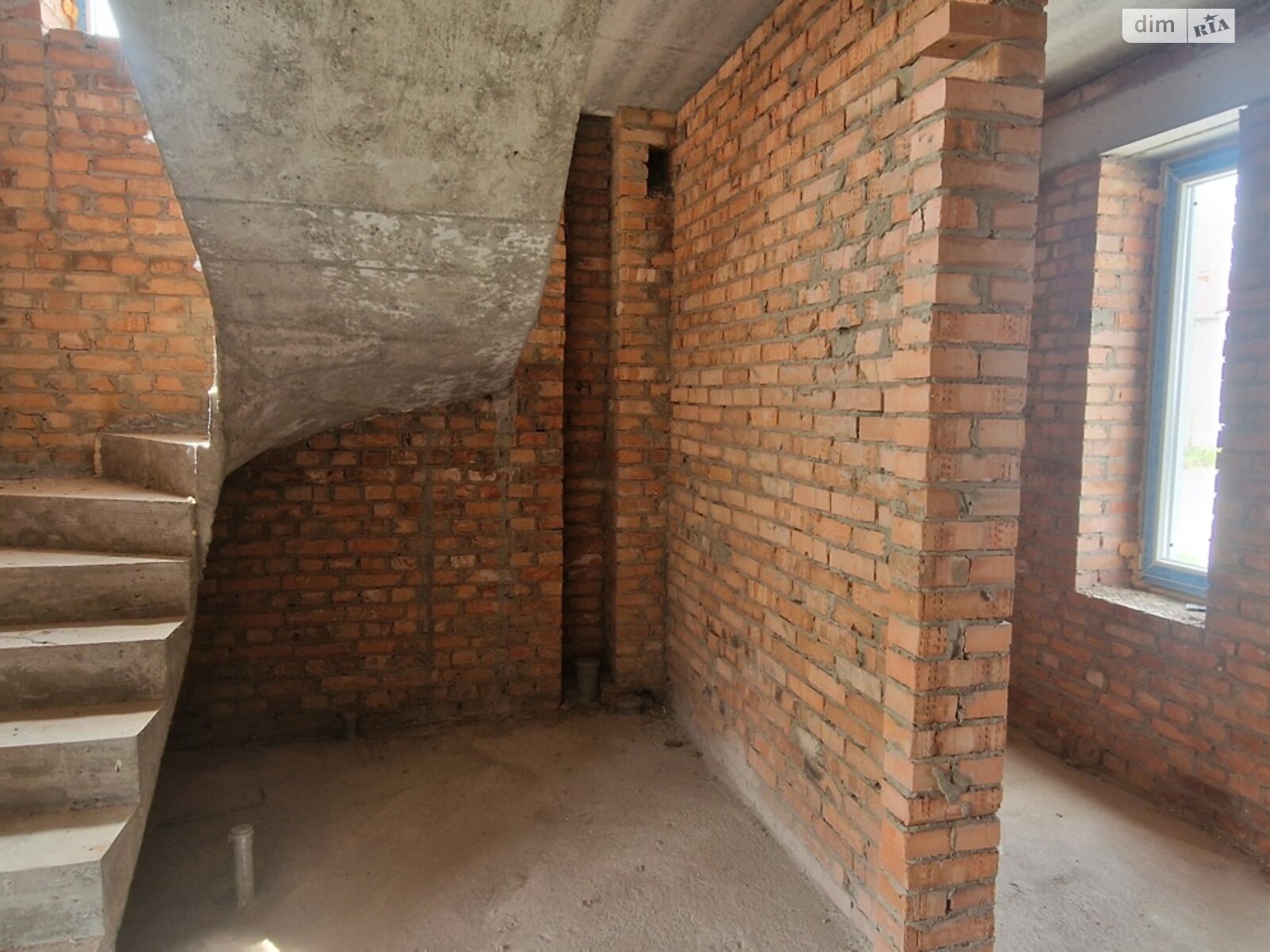 Обʼєкт нерухомості: 4 КІМ. ТАУНХАУС, ПЛОЩА - 110 м², ЦІНА - 63 000 $
 — HUBTRUST, Вінниця