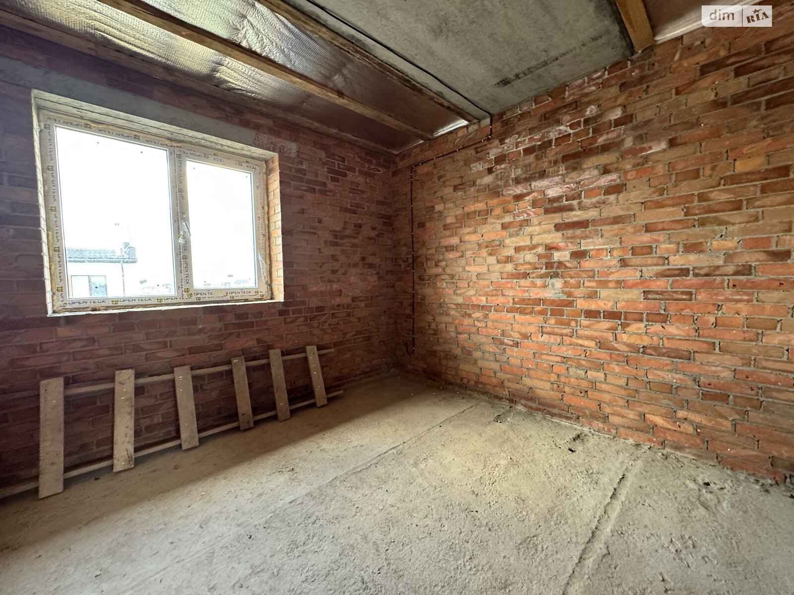 Обʼєкт нерухомості: 3 КІМ. ТАУНХАУС, ПЛОЩА - 120 м², ЦІНА - 65 000 $
 — HUBTRUST, Вінниця
