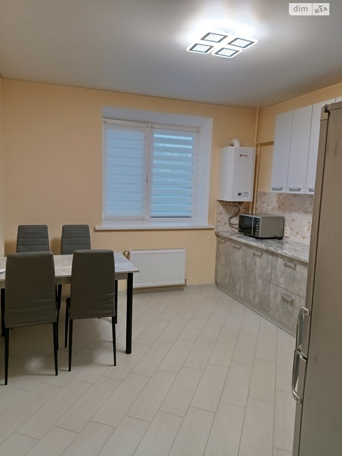 Обʼєкт нерухомості: 1 КІМ. КВАРТИРА, ПЛОЩА - 40 м², ЦІНА - 11 000 $
, вул. Алеї — HUBTRUST, Вінниця