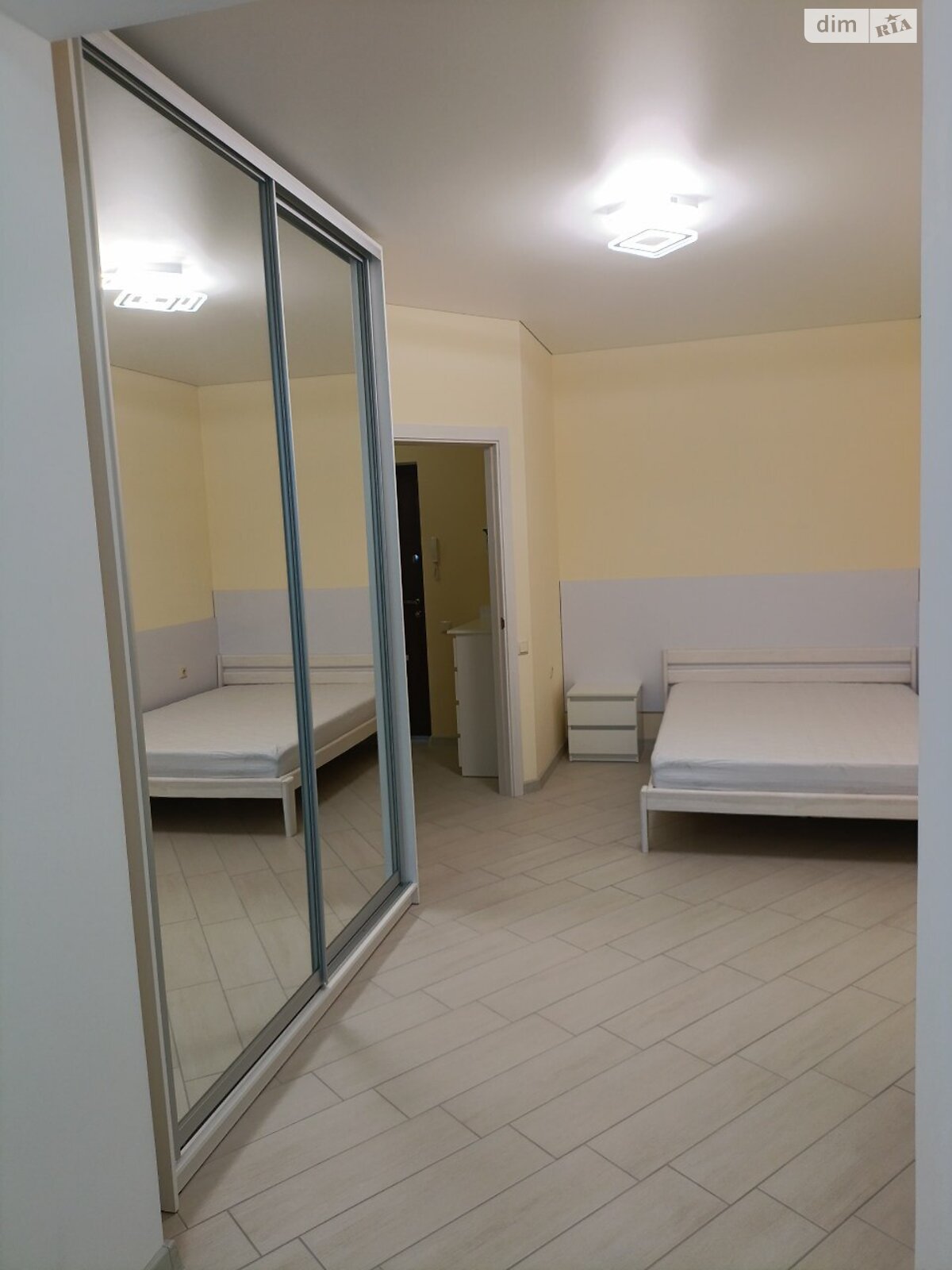 Обʼєкт нерухомості: 1 КІМ. КВАРТИРА, ПЛОЩА - 40 м², ЦІНА - 11 000 $
, вул. Алеї — HUBTRUST, Вінниця