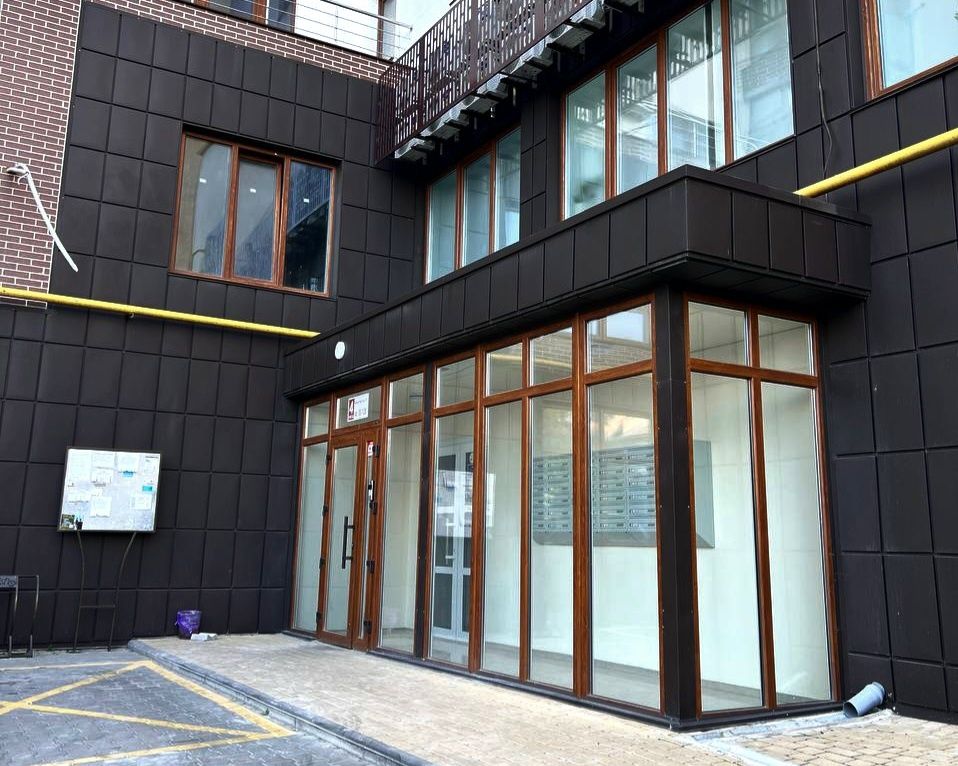 1 КІМ. КВАРТИРА, ПЛОЩА - 60.8 м², ЦІНА - 85 120 $
, Ленінський