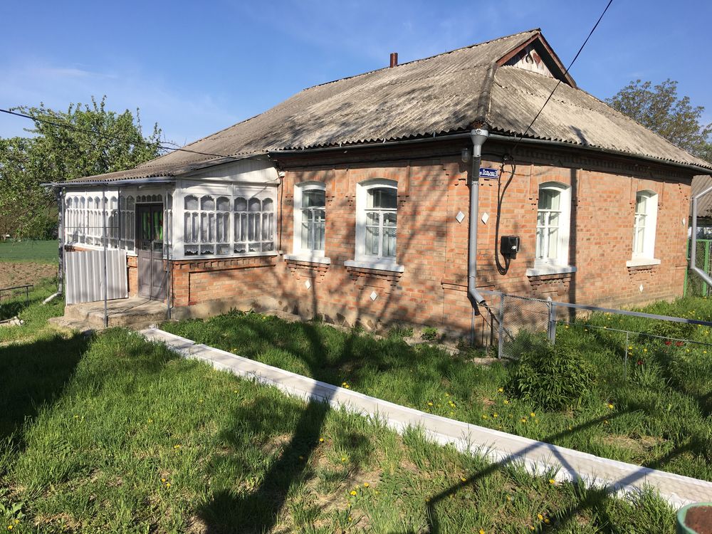 4 КІМ. БУДИНОК, ПЛОЩА - 100 м², ЦІНА - 12 000 $
