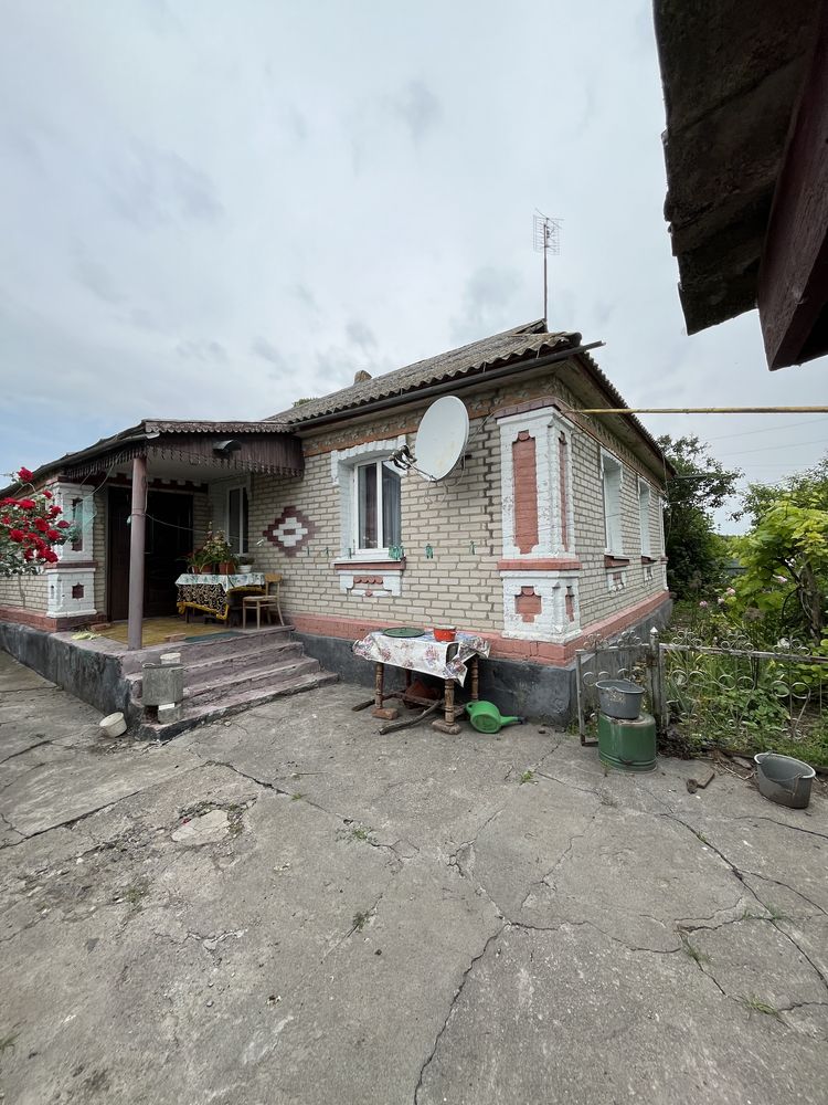 3 КІМ. БУДИНОК, ПЛОЩА - 65 м², ЦІНА - 15 000 $
