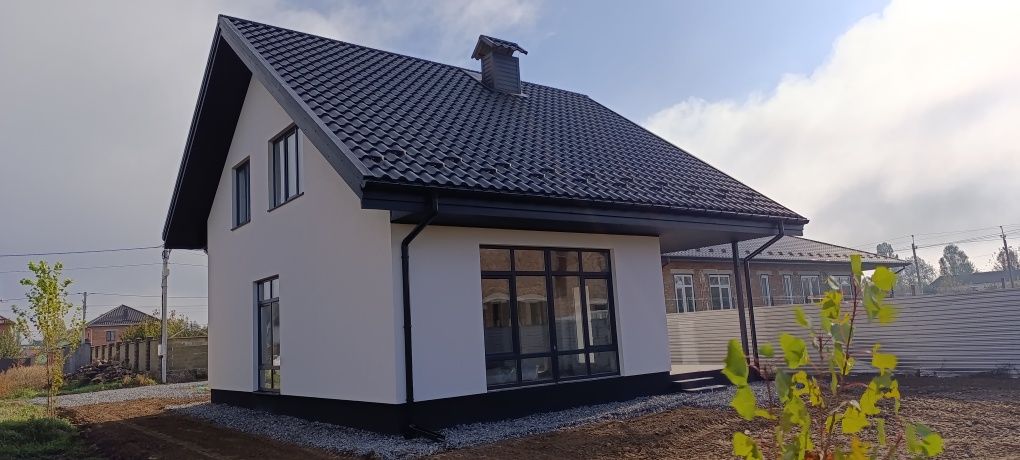 3 КІМ. БУДИНОК, ПЛОЩА - 155 м², ЦІНА - 80 000 $
