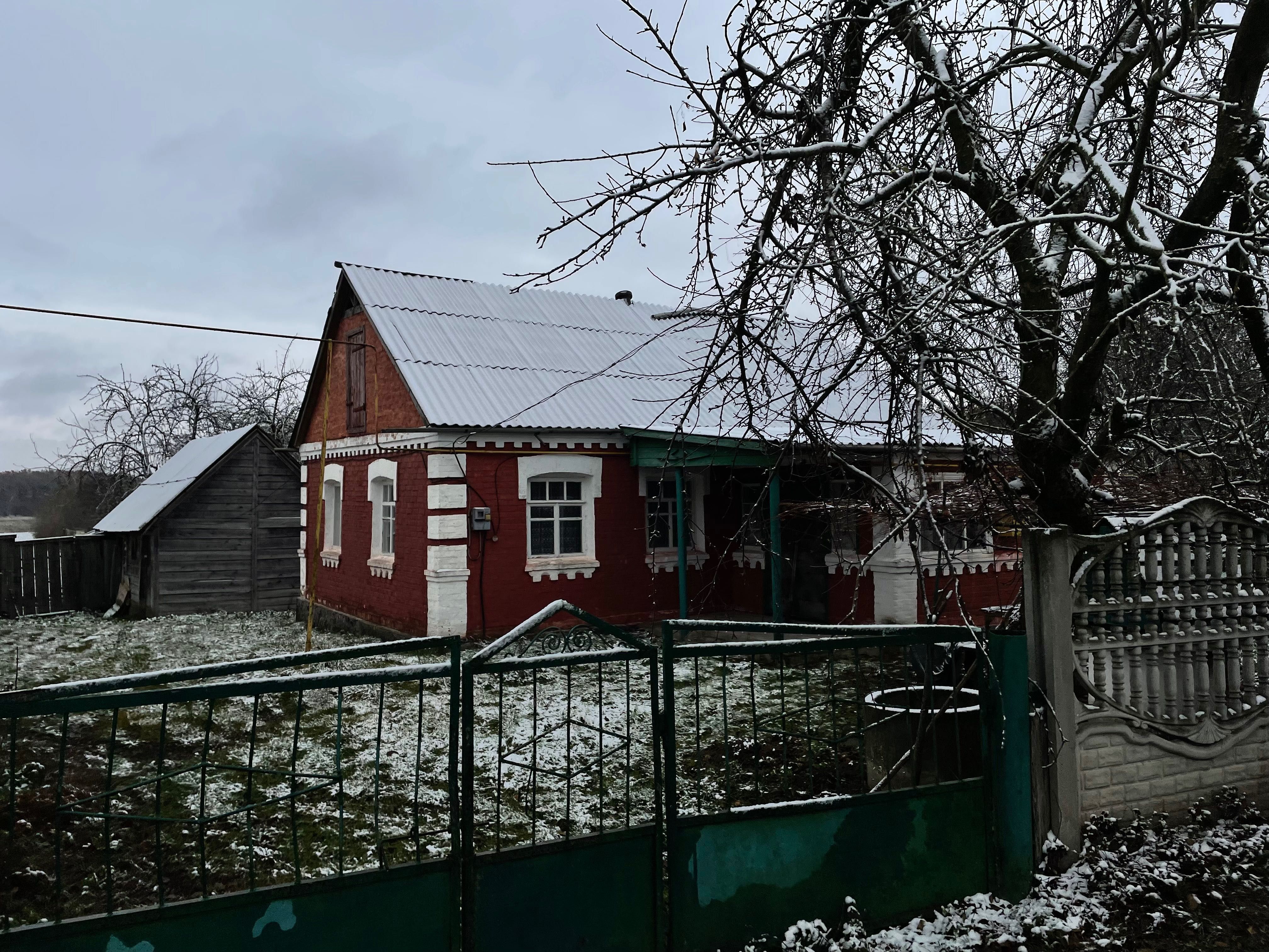 4 КІМ. БУДИНОК, ПЛОЩА - 100 м², ЦІНА - 9 000 $
