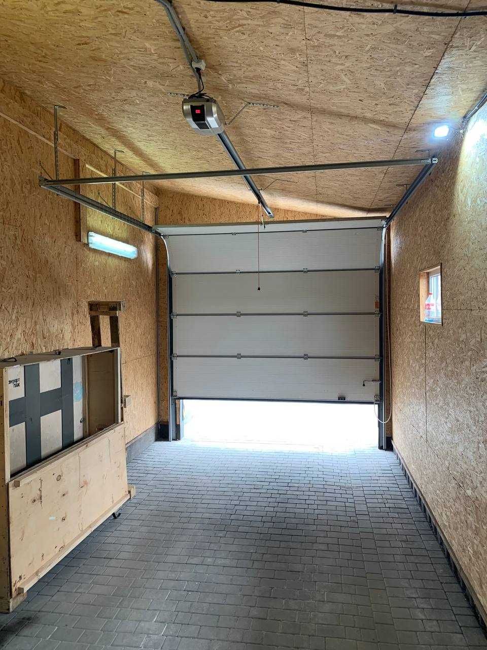 Фото ПЛОЩА - 400 м², ЦІНА - 200 000 $
 у Вінниці