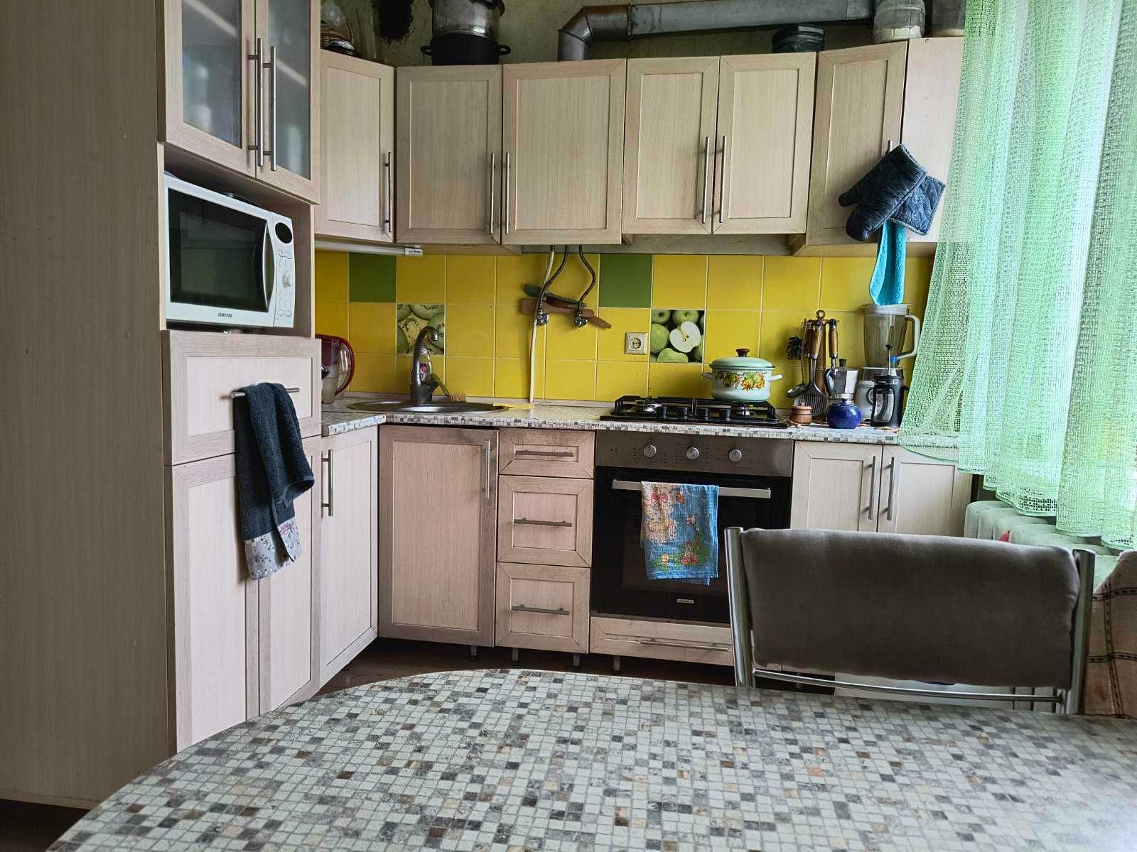 3 КІМ.  КВАРТИРА ПЛОЩА – 63 м², ЦІНА – 71 500$, РАЙОН: Урожай