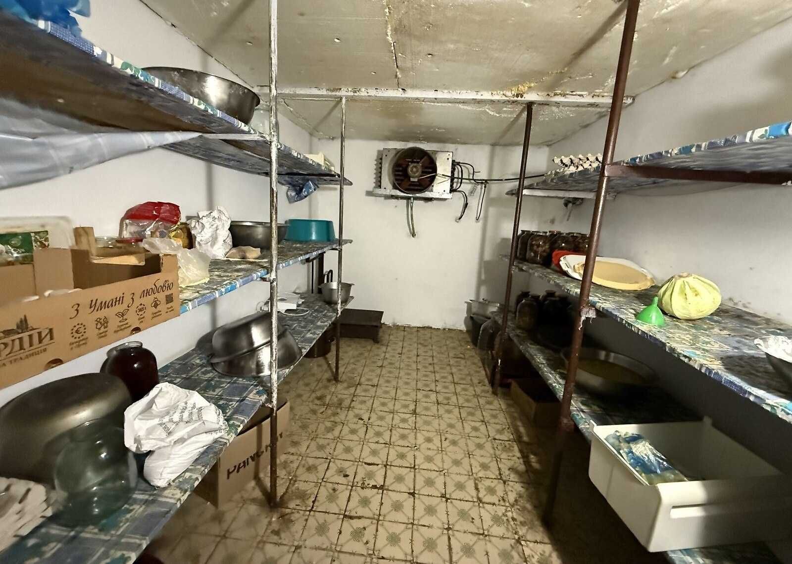 Фото ПЛОЩА - 500 м², ЦІНА - 105 000 $
 у Вінниці