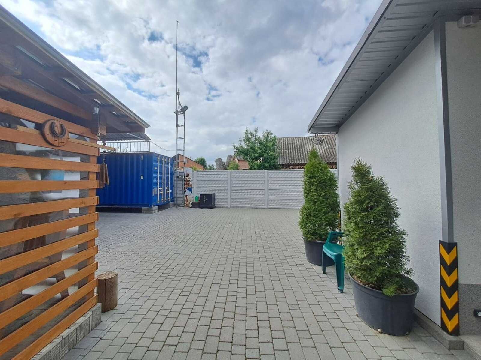 Фото ПЛОЩА - 400 м², ЦІНА - 195 000 $
 у Вінниці