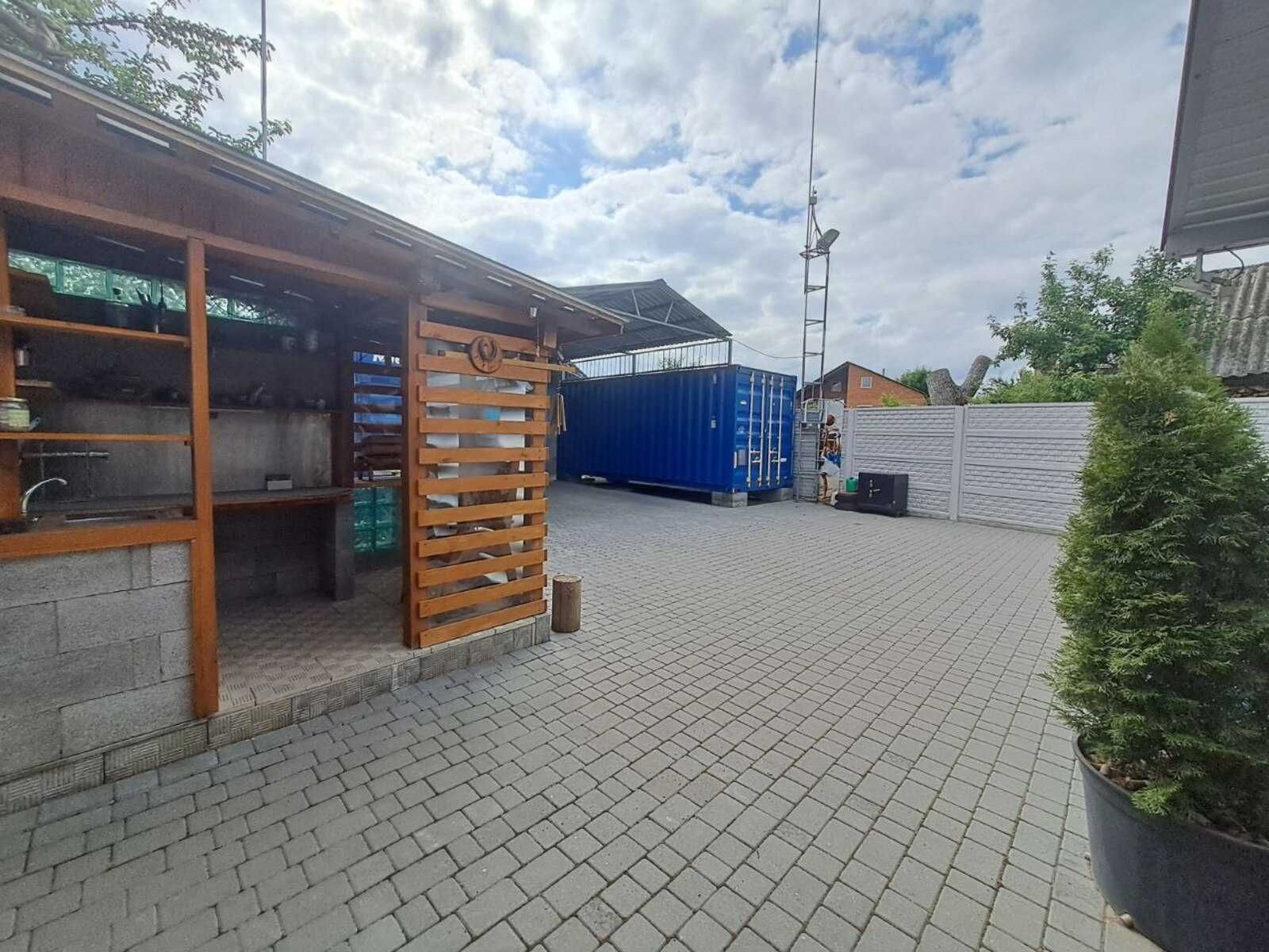 Фото ПЛОЩА - 400 м², ЦІНА - 195 000 $
 у Вінниці