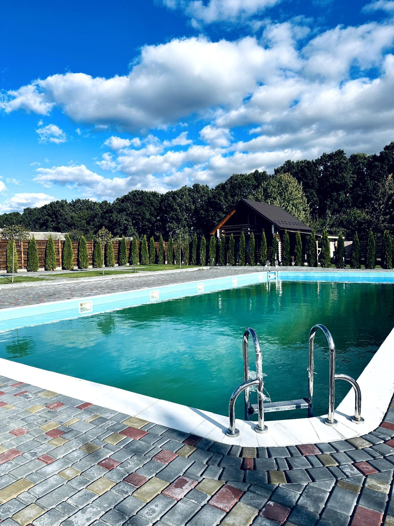 ПЛОЩА - 500 м², ЦІНА - 630 000 $
, Ленінський