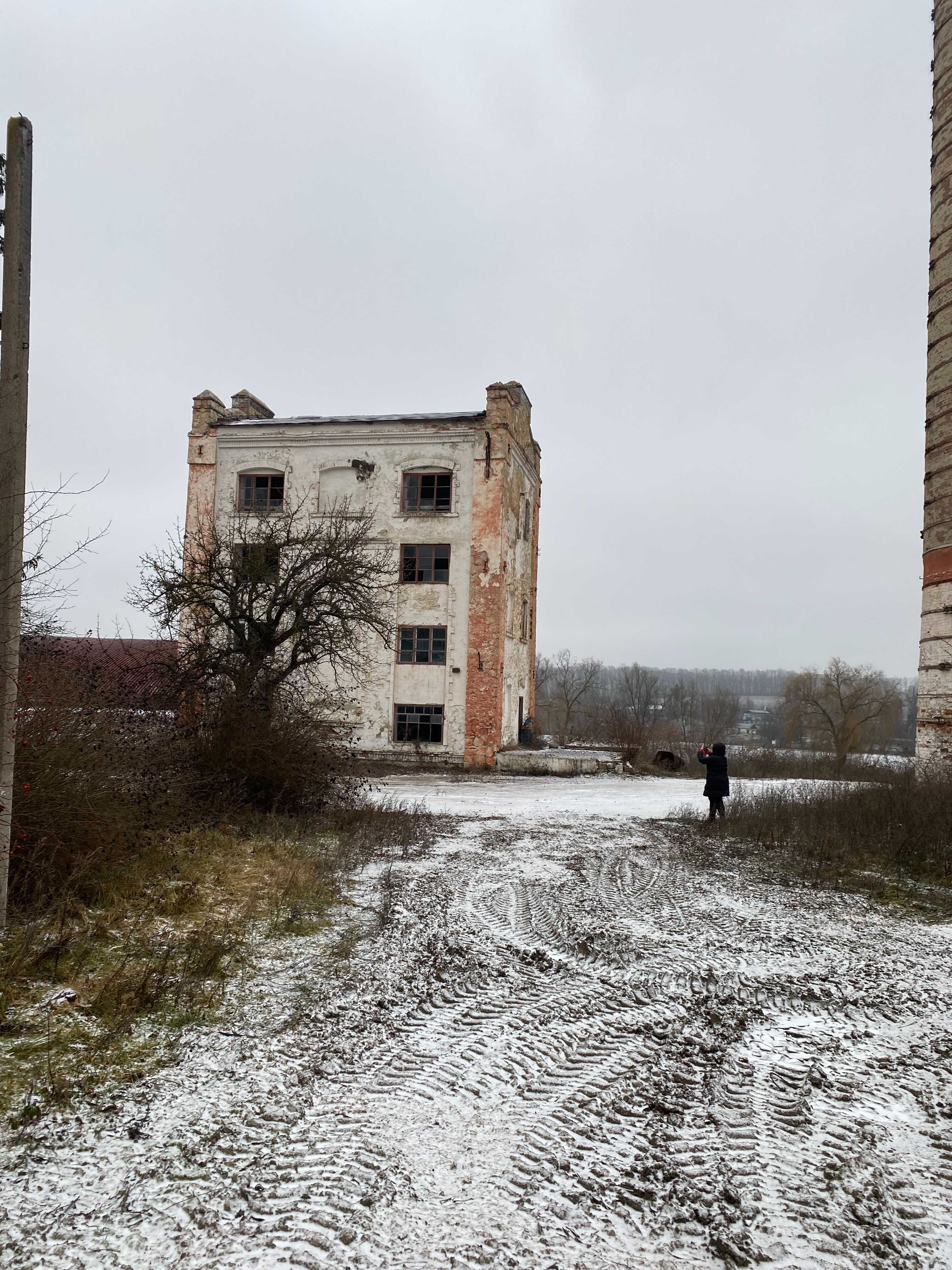 ПЛОЩА - 25737.3 м², ЦІНА - 74 009 $
