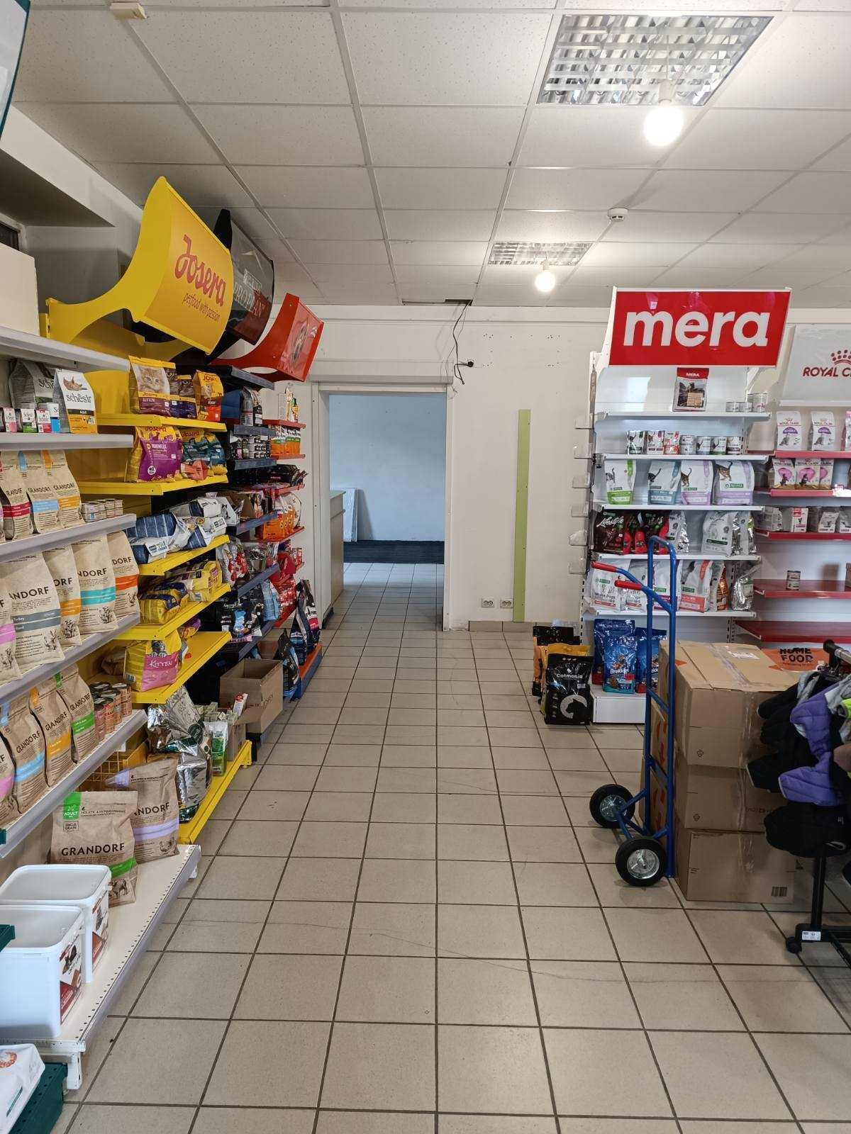 ПЛОЩА - 220 м², ЦІНА - 963 $
, Ленінський
