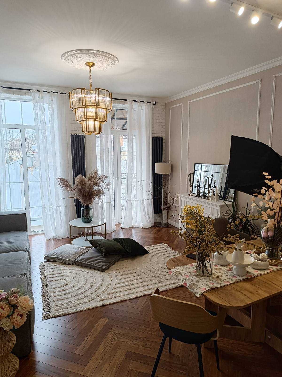 ПЛОЩА - 35 м², ЦІНА - 633 $
, Ленінський