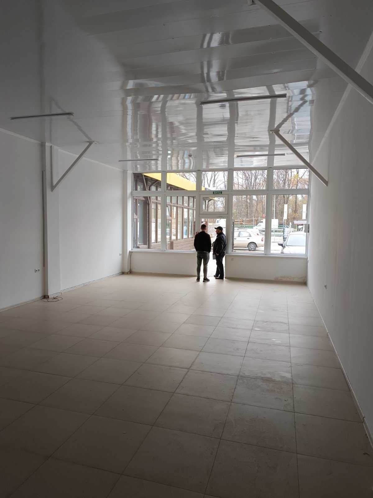 ПЛОЩА - 70 м², ЦІНА - 288 $
, Замостянський