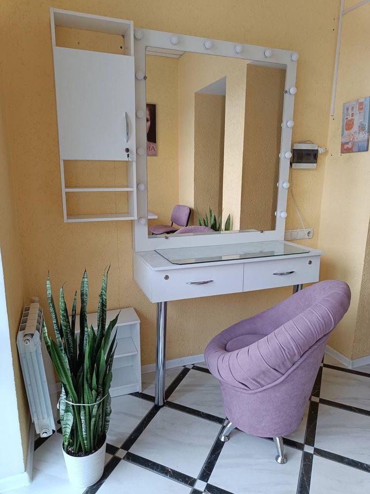 ПЛОЩА - 20 м², ЦІНА - 60 $
