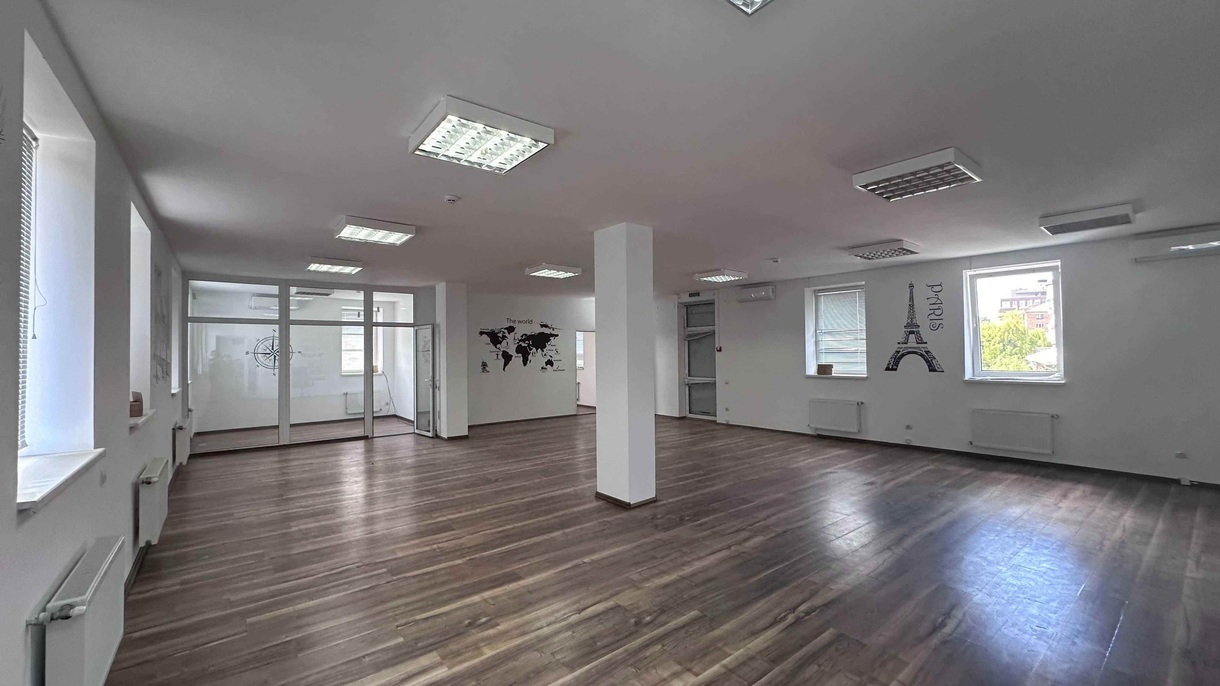 ПЛОЩА - 115 м², ЦІНА - 891 $
, Ленінський