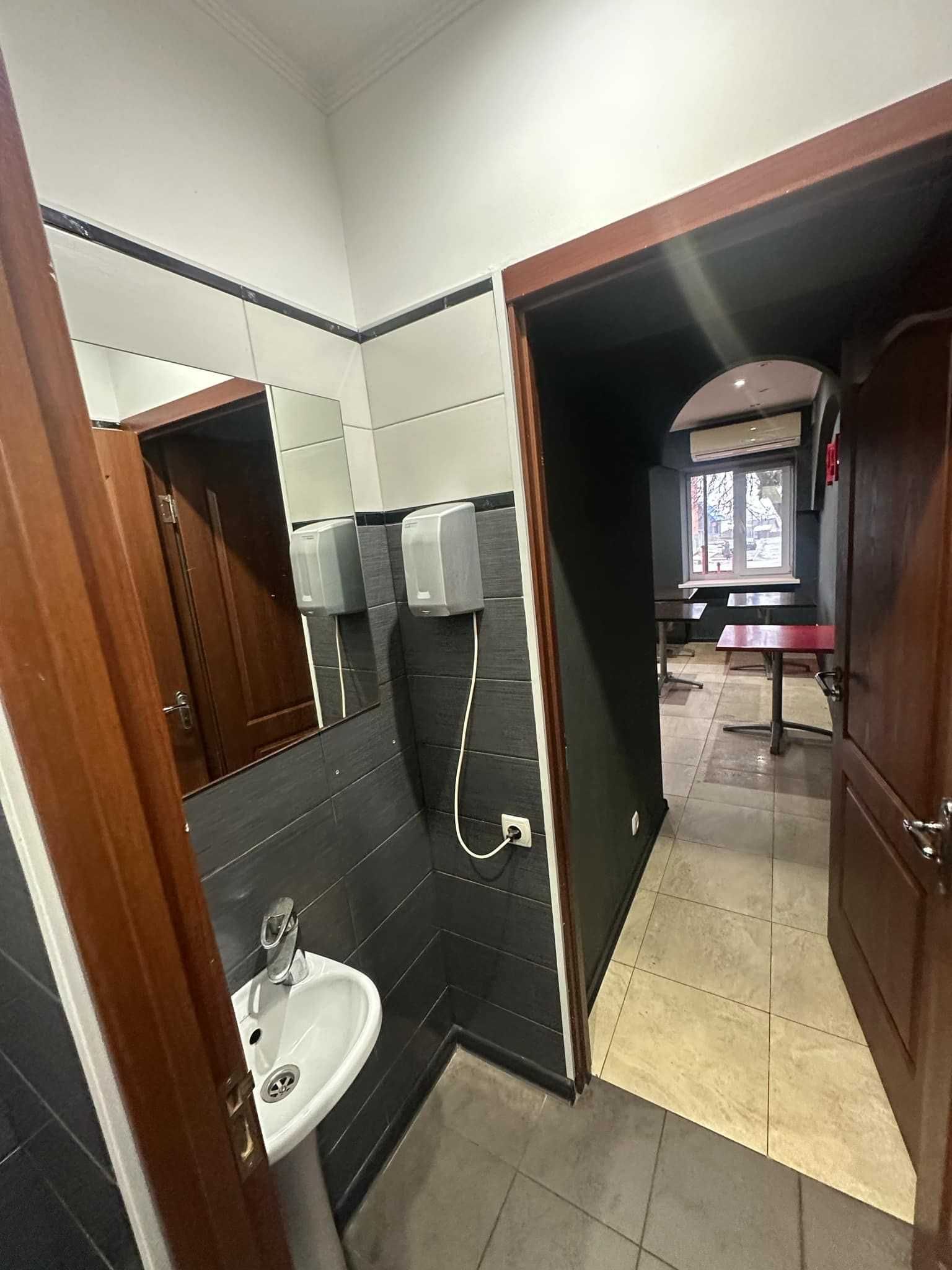 Фото ПЛОЩА - 46.5 м², ЦІНА - 602 $
 у Вінниці