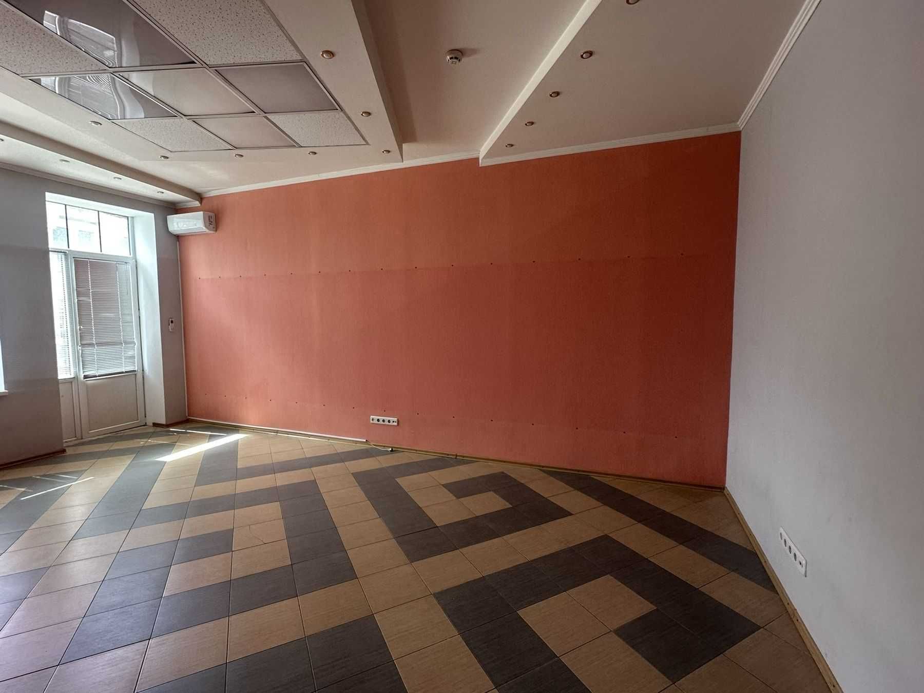 Фото ПЛОЩА - 131.5 м², ЦІНА - 842 $
, Ленінський у Вінниці