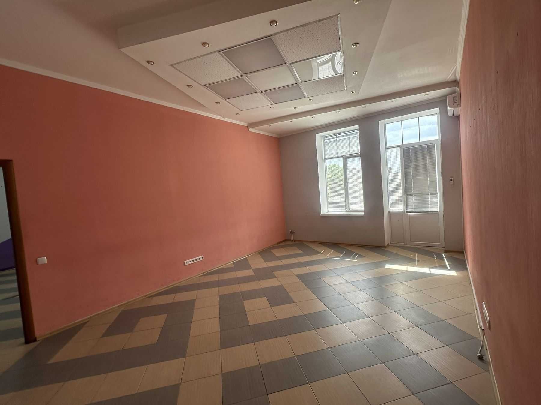 Фото ПЛОЩА - 131.5 м², ЦІНА - 842 $
, Ленінський у Вінниці