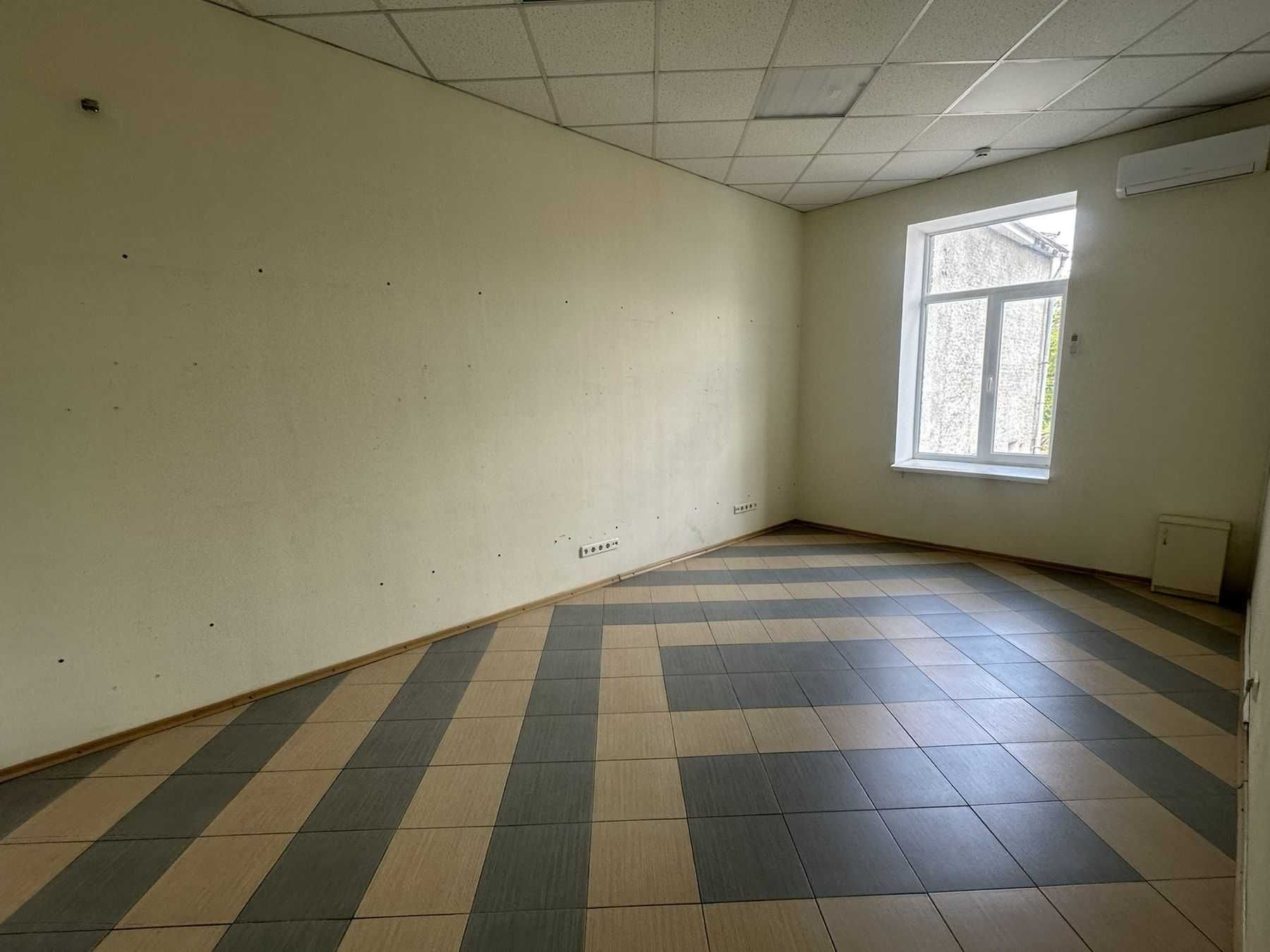 Фото ПЛОЩА - 131.5 м², ЦІНА - 842 $
, Ленінський у Вінниці