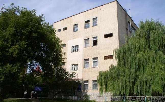ПЛОЩА - 825.1 м², ЦІНА - 327 $

