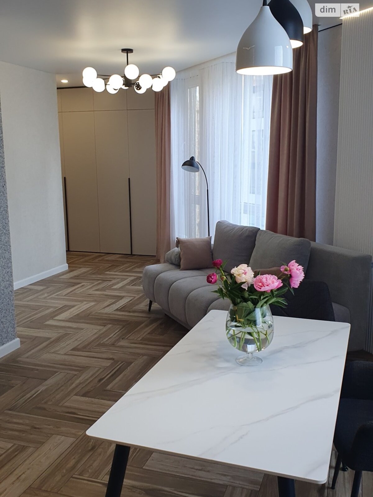 Фото 1 КІМ. КВАРТИРА, ПЛОЩА - 49 м², ЦІНА - 99 000 $
, вул. 600-річчя у Вінниці