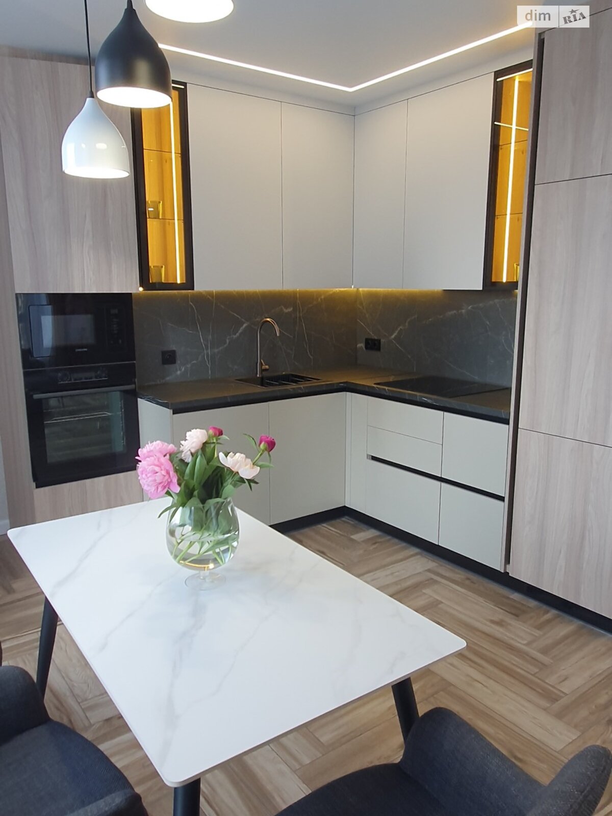 Фото 1 КІМ. КВАРТИРА, ПЛОЩА - 49 м², ЦІНА - 99 000 $
, вул. 600-річчя у Вінниці