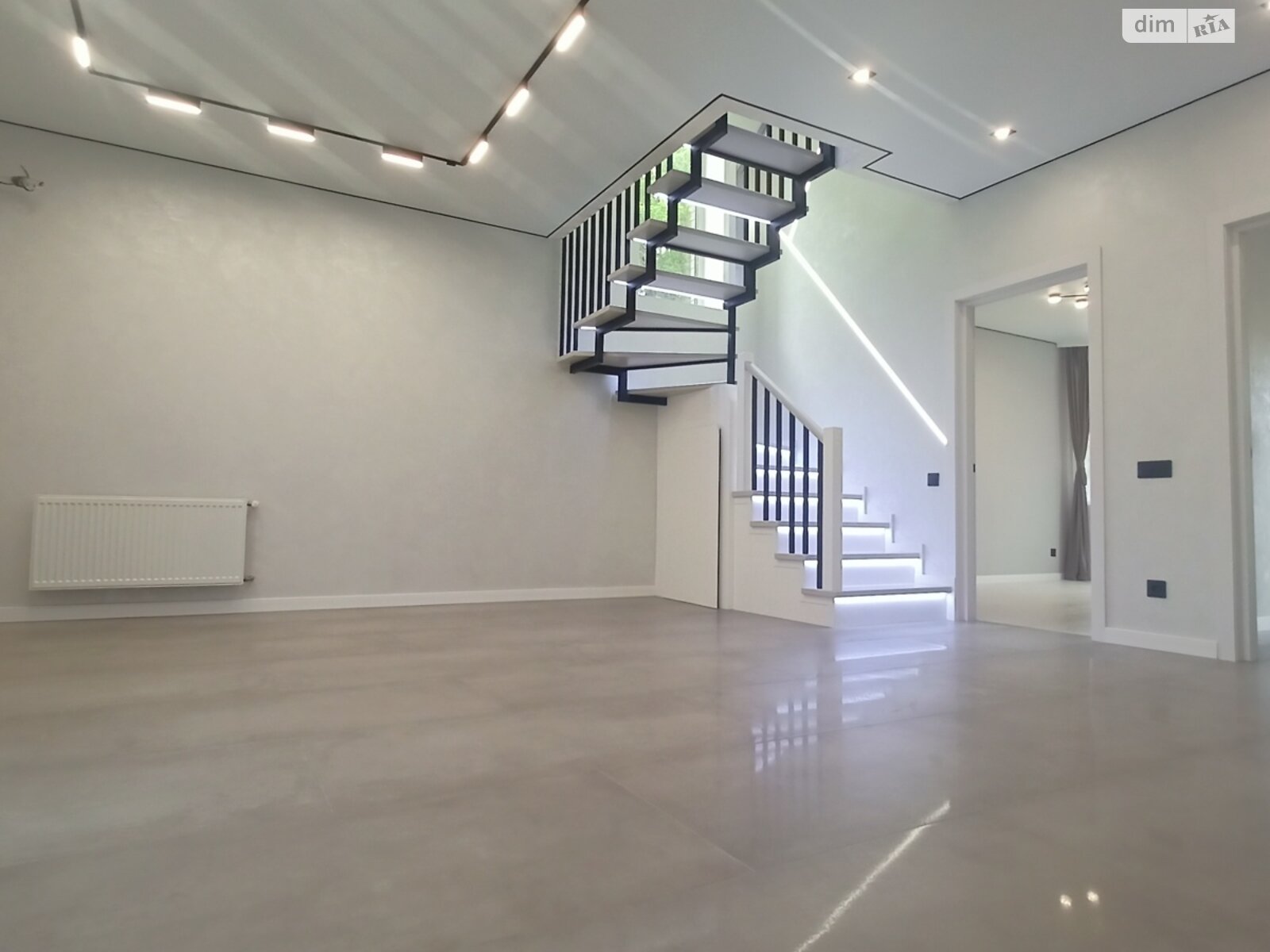 4 КІМ. БУДИНОК, ПЛОЩА - 125 м², ЦІНА - 149 000 $
, вул. Юзвинська