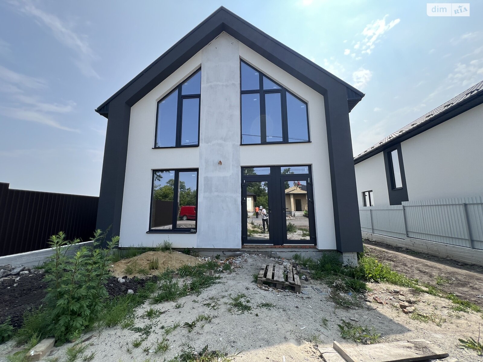 4 КІМ. БУДИНОК, ПЛОЩА - 127 м², ЦІНА - 79 999 $
