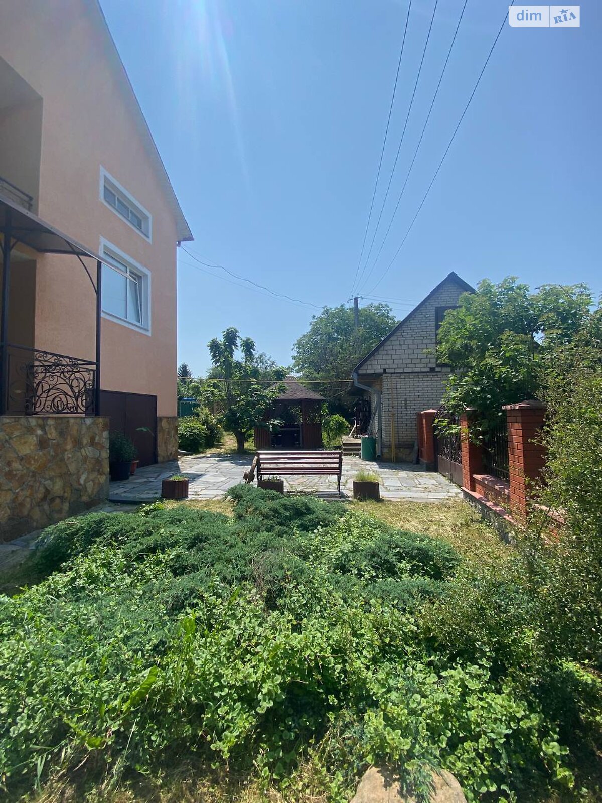 Обʼєкт нерухомості: 5 КІМ. БУДИНОК, ПЛОЩА - 190 м², ЦІНА - 90 000 $
, вул. Садова — HUBTRUST, Вінниця