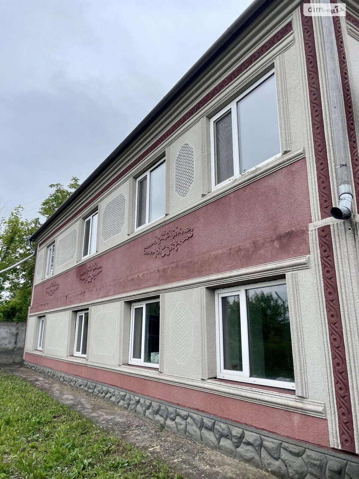 Обʼєкт нерухомості: 10 КІМ. БУДИНОК, ПЛОЩА - 197.5 м², ЦІНА - 70 000 $
 — HUBTRUST, Вінниця