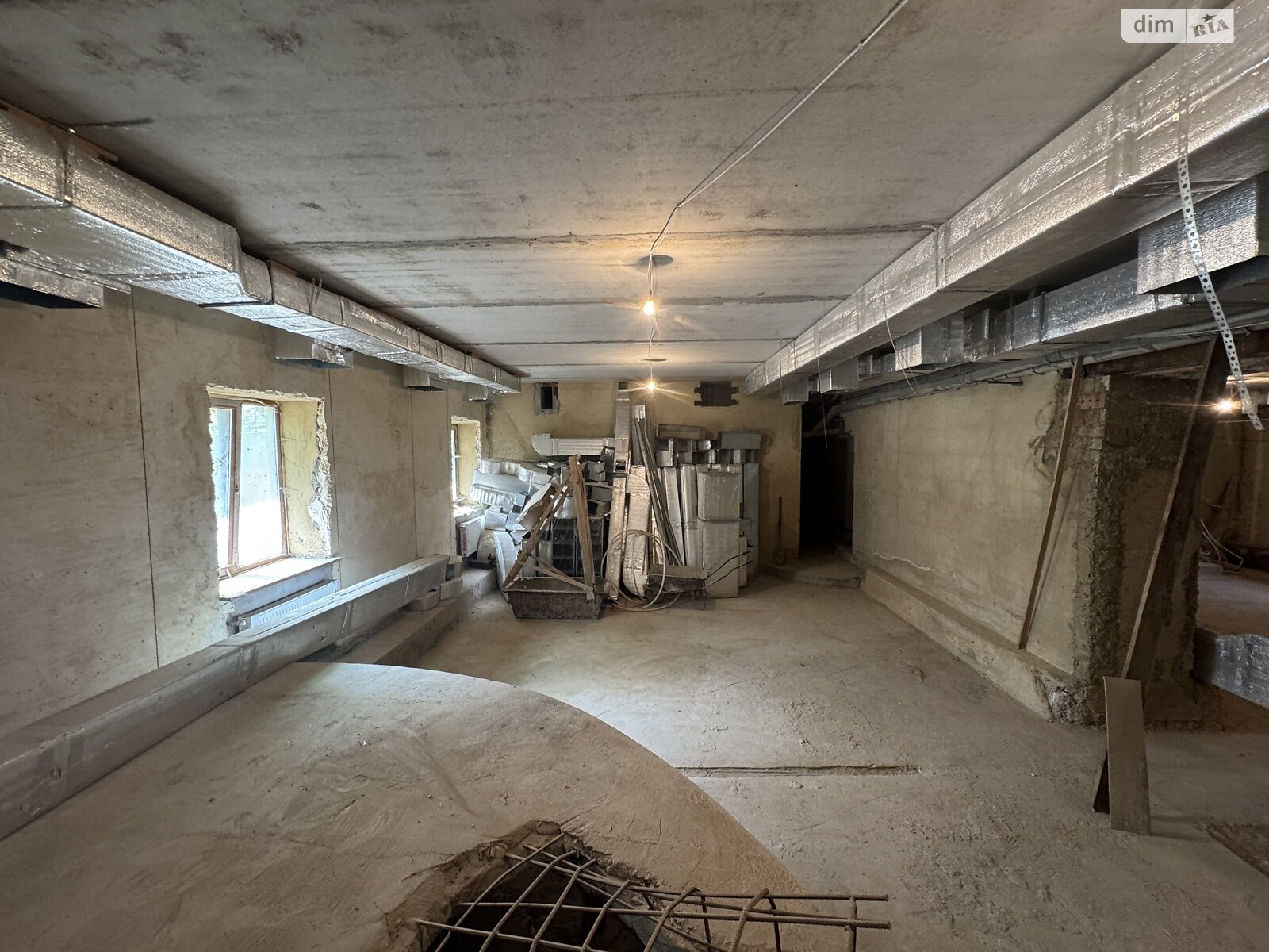 Фото ПЛОЩА - 384 м², ЦІНА - 280 000 $
, вул. Академіка Ющенка у Вінниці