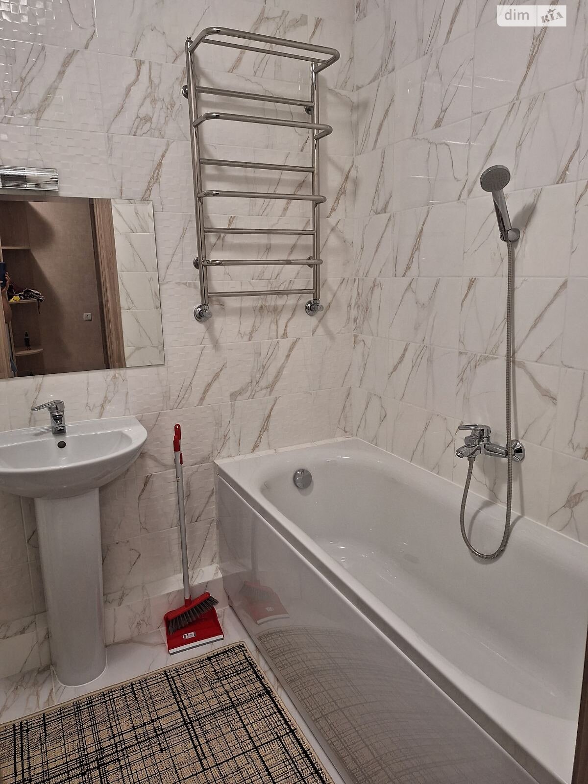 Фото 1 КІМ. КВАРТИРА, ПЛОЩА - 50 м², ЦІНА - 18 000 $
, просп. Коцюбинського у Вінниці