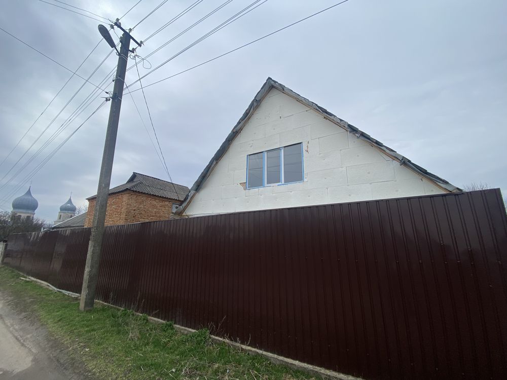 3 КІМ. БУДИНОК, ПЛОЩА - 100 м², ЦІНА - 27 500 $
