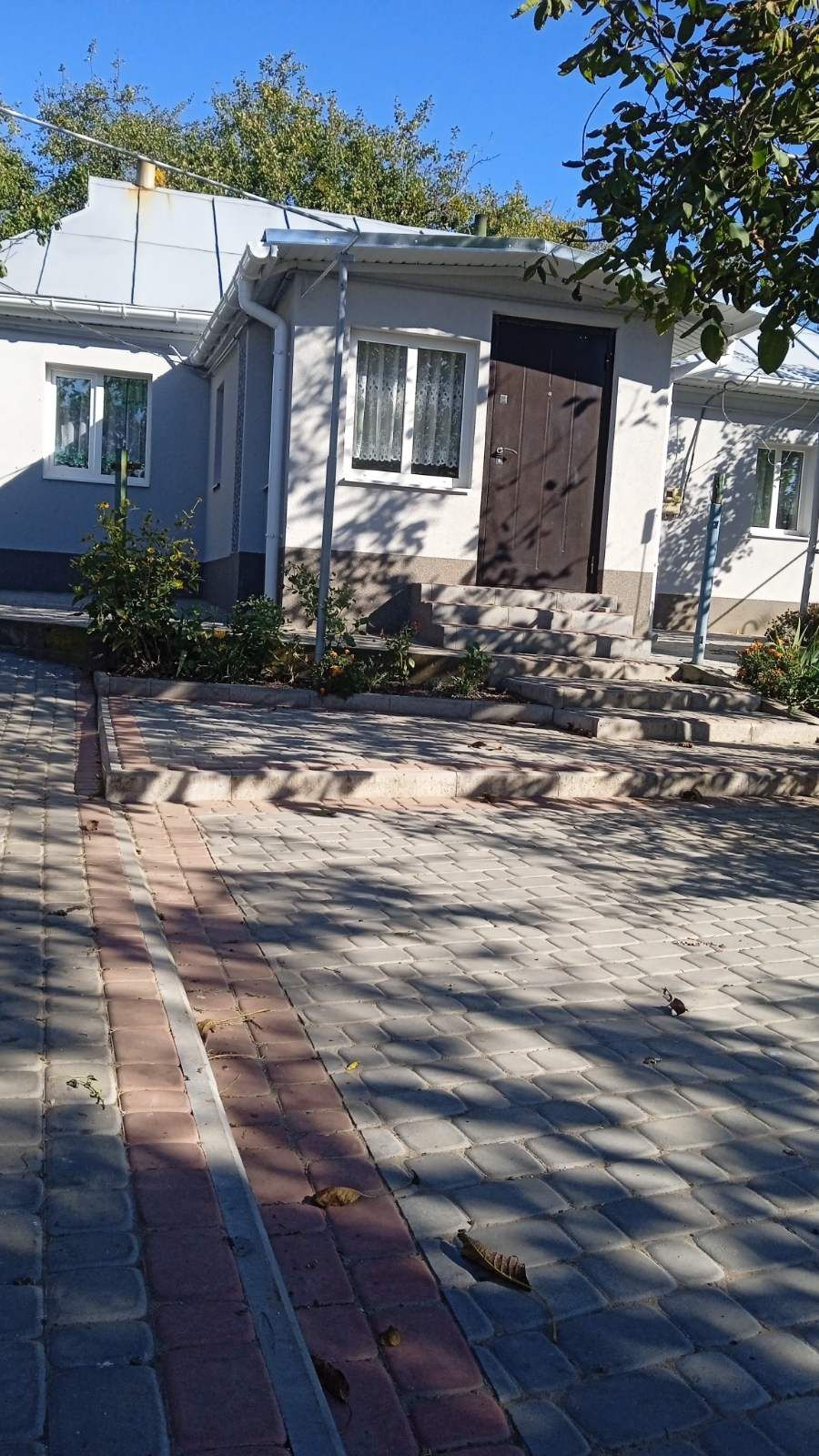 3 КІМ. БУДИНОК, ПЛОЩА - 65 м², ЦІНА - 49 990 $
