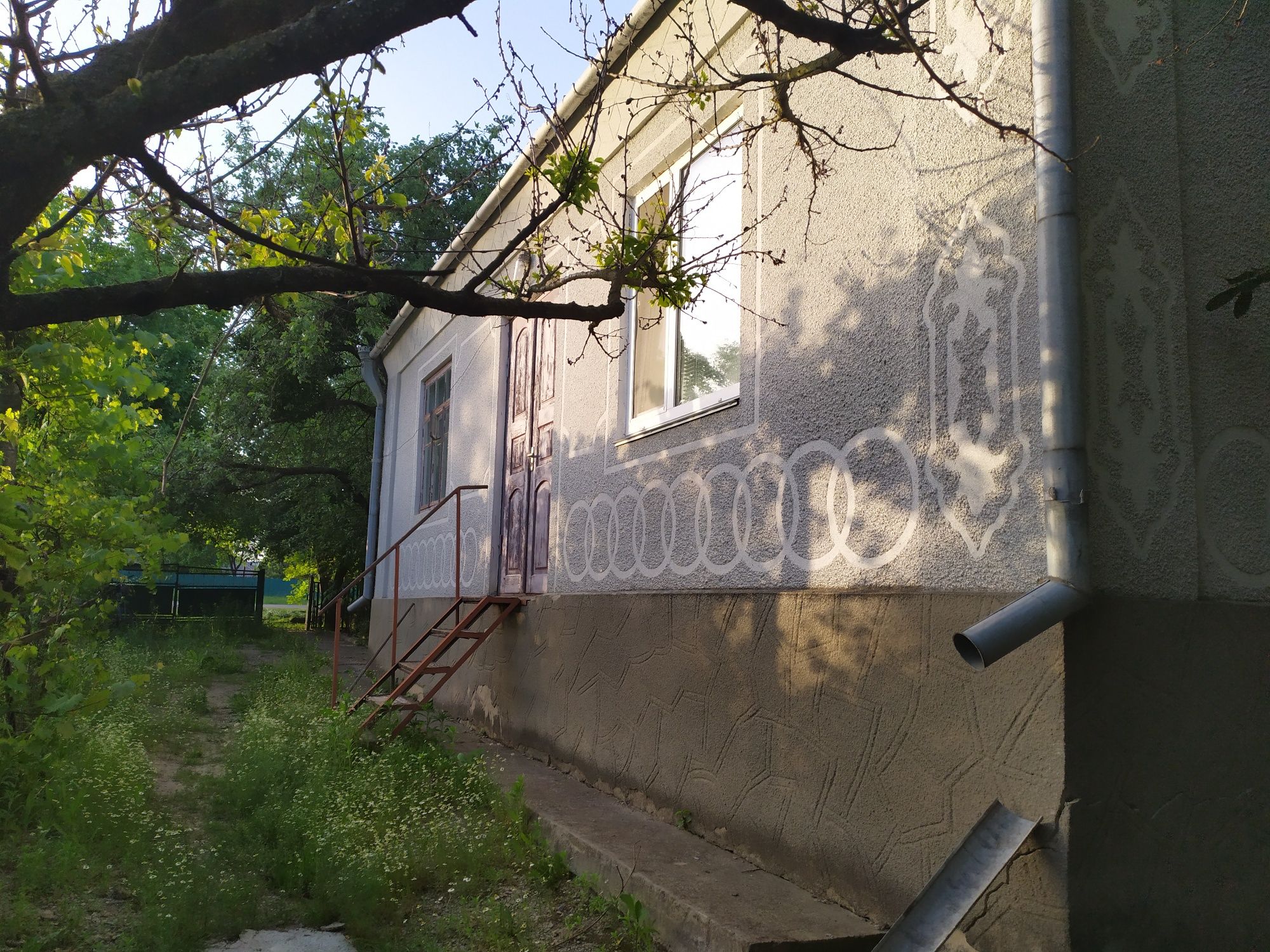 3 КІМ. БУДИНОК, ПЛОЩА - 100 м², ЦІНА - 8 500 $
